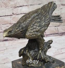 Art Déco Vienne Bronze Falcon Américain Aigle Bronze Sculpture Statue