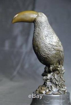 Art animalier- sympathique toucan signé Milo bronze- envoi gratuit