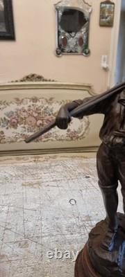 Beautifull Art Neauvau Statue of Fisherman signed by George Omer