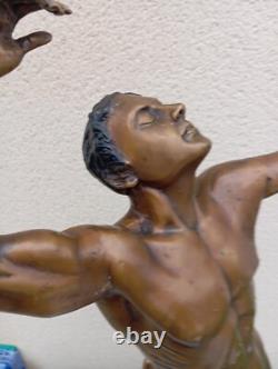 Bronze Art Contemporain. Homme Nu En Bronze Hauteur 62 CM
