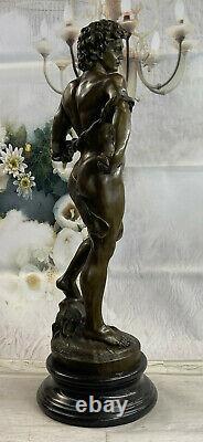 Bronze Art Sculpture Hommage Chair David 66 CM Nu Homme Statue Figure