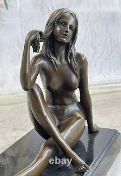 Bronze Art Sculpture Un Chair Fille Femme Dame Look Up Méditation Statue Figure