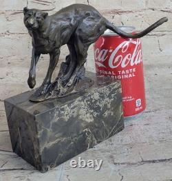 Bronze Artisanal Mountain Lion Sculpture Faune Art Métal Statue Cougar Puma