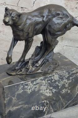 Bronze Artisanal Mountain Lion Sculpture Faune Art Métal Statue Cougar Puma