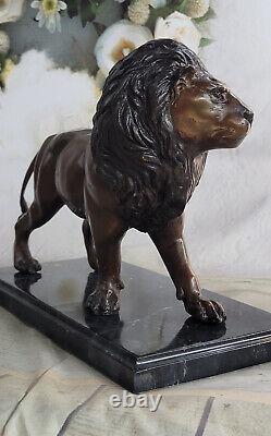 Bronze Classique Lion Rugissant Et Mountain Sculpture Par Moigniez Art Figurine