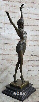 Bronze Sculpture Art Déco Danseuse Statue, Signée D. H. Fonte Figurine