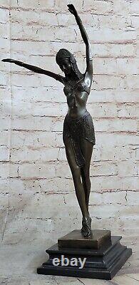 Bronze Sculpture Art Déco Danseuse Statue, Signée D. H. Fonte Figurine