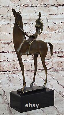 Bronze Sculpture par Dali Surréaliste Abstrait Art Moderne Fille Rider Statue