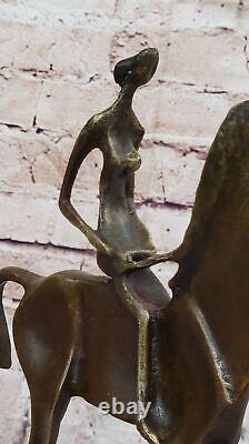 Bronze Sculpture par Dali Surréaliste Abstrait Art Moderne Fille Rider Statue