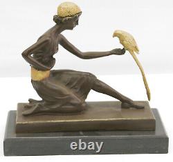 Bronze Style Art Nouveau Deco Sculpture Fille Avec / Perroquet Par Chiparus Nr