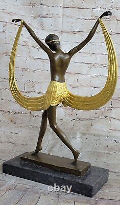 Chair Bronze Sculpture Art Déco Or Patine Froid Peinture Dancer Par Mirval Solde