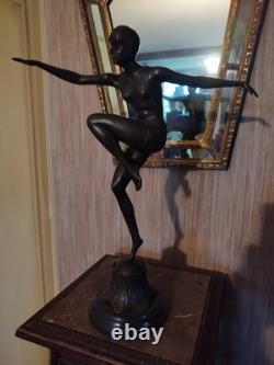 Danseuse Style Art Déco en Bronze d'après Ferdinand Preiss (1882-1943)