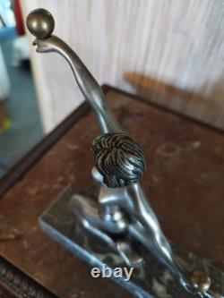 Danseuse aux Boules Art Déco en Bronze Argenté 1920-1930