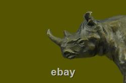 Détaillé Blanc Rhinocéros Bronze Art Figurine Statue Sculpture Lost Cire