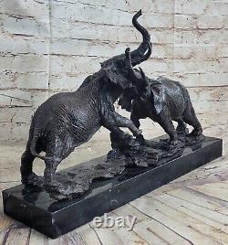 Éléphants En Bataille Bronze Sculpture Fonte Marbre Base Figurine Wild Vie Art