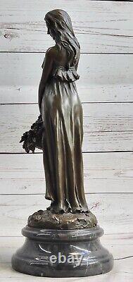 Exquis Bronze Art Déco Sculpture Voluptueux Femme'Holding' Fleur Panier