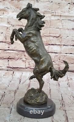 Figurine De Cheval Rearing En Bronze Art Déco Sculpture Décorative Signée