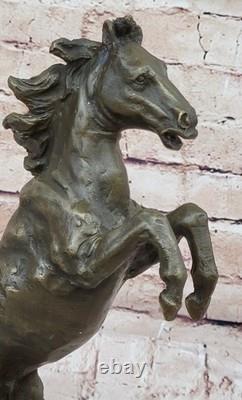 Figurine De Cheval Rearing En Bronze Art Déco Sculpture Décorative Signée