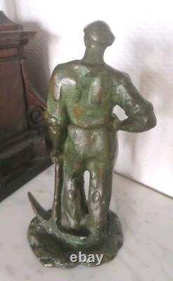 GUERO, Sculpture art déco bronze Homme à la pioche signée 1930