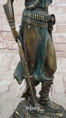 Grande Statue De Guerrière Indienne En Bronze Art Déco Figurine Décor Western