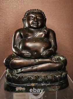 Imposant bronze Bouddha Phra Sangkachai art d'Asie