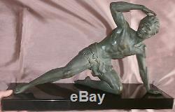 Jean de Roncourt sculpture art déco Guetteur Athlète régule à patine bronze