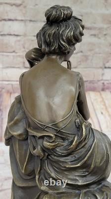 Jeune Dame Posant Prudemment Sculpture En Bronze Par Cesaro Figurine Art Nouveau