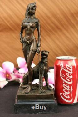 Main Égyptien Reine Cléopâtre Bronze avec Lion Art Sculpture Statue Figurine