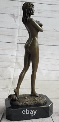 Main Fabriqué Fille Chair Bronze Sculpture Statue Art Figurine Ouvre
