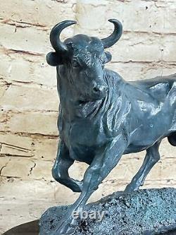 Majestic Bronze Art Sculpture Statue Vache Classique Taureau Signé Lecoutier