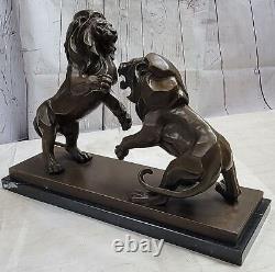 Metropolitan Musée De Art'S Collection Deux Lions Européenne Bronze Sculpture