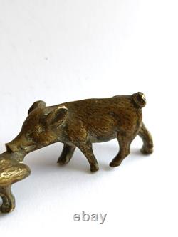 Miniature animalière en bronze cochon et oie Sculpture ancienne art animalier