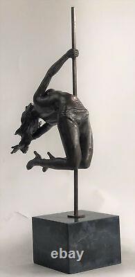 Moderne Art Bronze Sculpture le Gymnaste Européen Style Figurine Décor