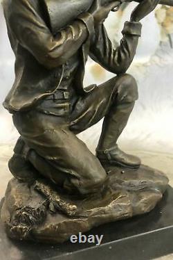 Ouest Art Cowboy Tenant Pistolet Bronze Sculpture Statue Maison Bureau Figurine