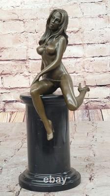 Rare Sculpture En Bronze D'Une Femme Nue Originale, Ouvre D'Art Exotique