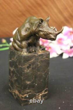 Rhinocéros Taureau Bronze Sculpture Art Déco Style Signé Original Milo Deal