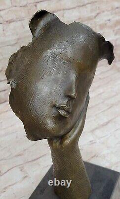 Salvador Dali Art Moderne au Repos Fille Bronze Buste Statue Sculpture Figurine