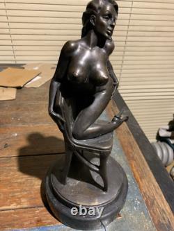 Sculpture Art Déco Femme Nue Poitrine Statue Figurine Bronze Fonte Chaude