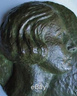 Sculpture Bas relief Bronze Marguerite Cousinet 1930 Art Déco ERA Maillol Statue