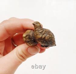 Sculpture Bronze de Vienne signé GESCHÜTZT XIXe Couple de Cailles Oiseaux