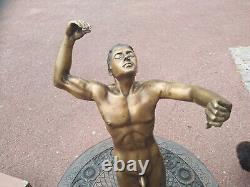 Sculpture D Homme Nue En Bronze Art Contemporain 20 Eme Hauteur 57 CM