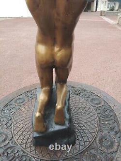 Sculpture D Homme Nue En Bronze Art Contemporain 20 Eme Hauteur 57 CM