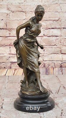 Sculpture En Bronze Art Déco Femme Européenne Figurine Fille Ouvre D'Art Détail