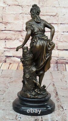 Sculpture En Bronze Art Déco Femme Européenne Figurine Fille Ouvre D'Art Détail