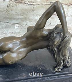 Sculpture En Bronze Art Déco Figurine De Femme Nue Rêvant Signée