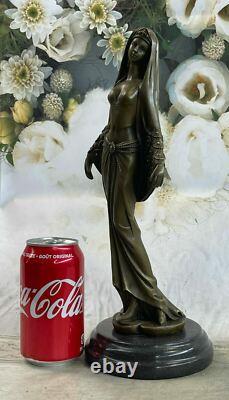 Sculpture En Bronze Art Déco Fille Dansante Arabe Signée Mavchi Vente NR