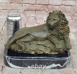 Sculpture En Bronze De Lion Rugissant Par Barye Art Animalier Detaillé