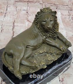 Sculpture En Bronze De Lion Rugissant Par Barye Art Animalier Detaillé