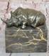 Sculpture En Bronze Rhinocéros Avec Corne Signée Originale Style Art Déco Offre