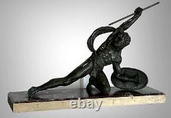 Sculpture En Bronze Signée Salvator. Melanie Le Gladiateur Époque Art Deco